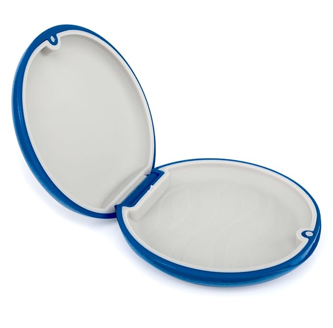 Retainer Case, Slim Aligner Case Compatible with Invisalign, Night Mouth Guard Case, Retainer Holder, Food Grade Silicone Pad, Magnetic Closure