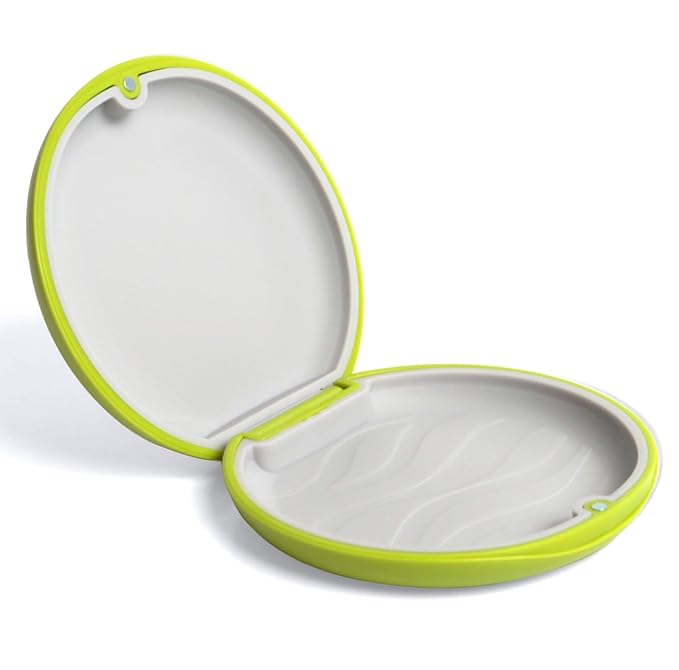 Retainer Case, Slim Aligner Case Compatible with Invisalign, Night Mouth Guard Case, Retainer Holder, Food Grade Silicone Pad, Magnetic Closure